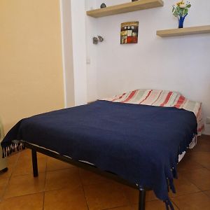 Studio met een King Size Bed